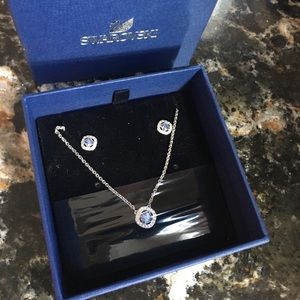 Swarovski Jewelry - SWAROVSKI matching necklace and earring set Swarovski Jewelry - SWAROVSKI matching necklace and earring set